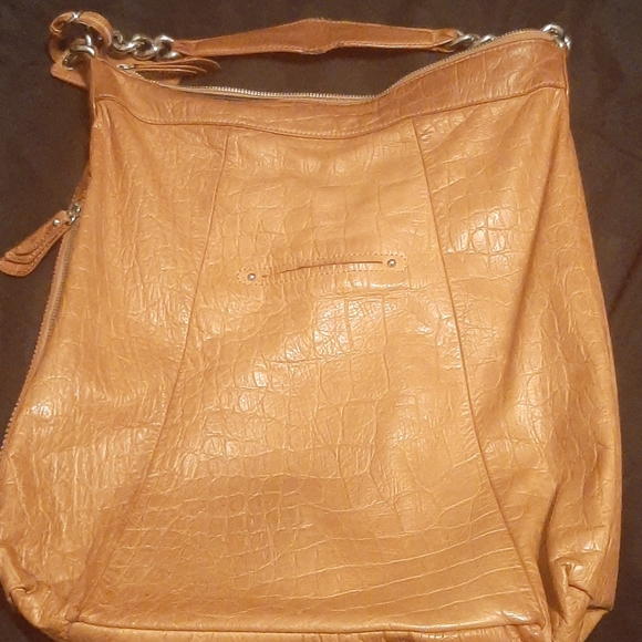 B. Makowsky Leather Purse - Picture 2 of 9